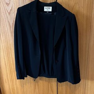 Kasper Women's Classic Black Pant Suit